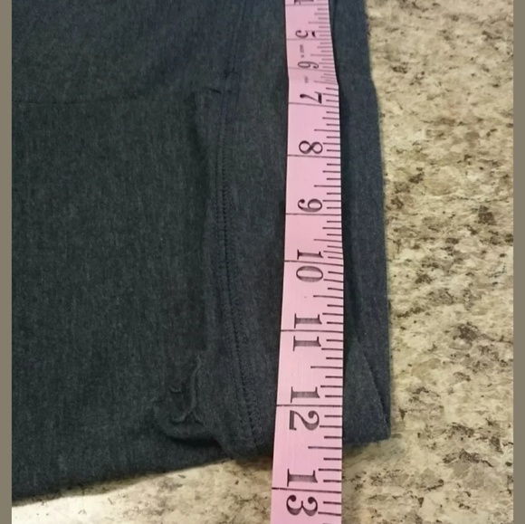 Pink V/S Gray Capris Leggings Size XS - Picture 5 of 6